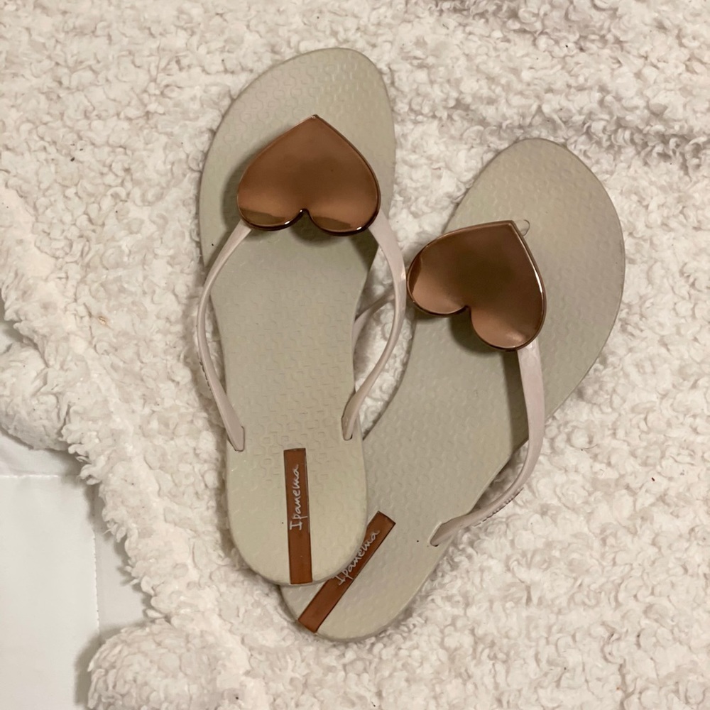 Ipenema Heart Flip Flops